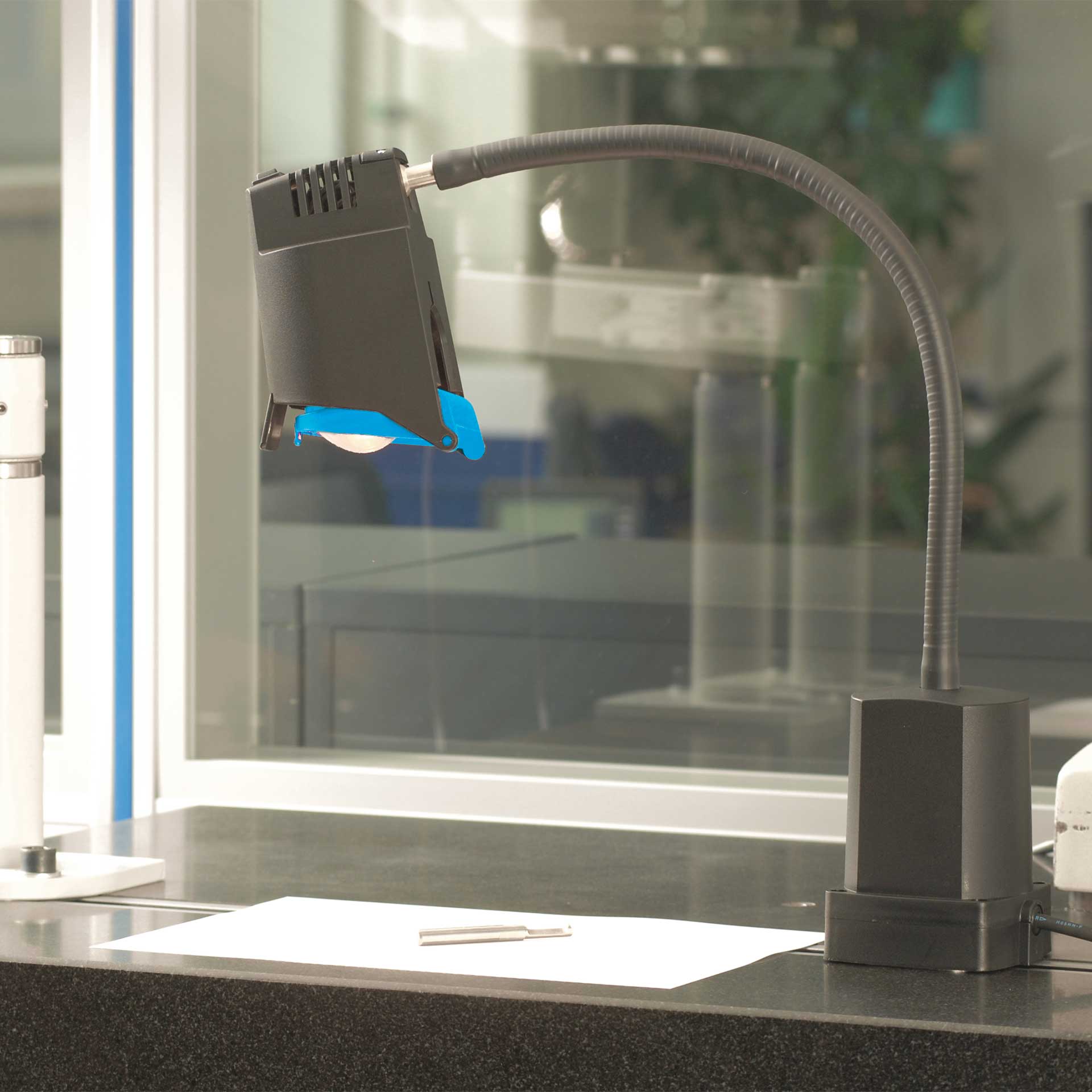 HEDI LED DUO Maschinenleuchte Anwendungsbild