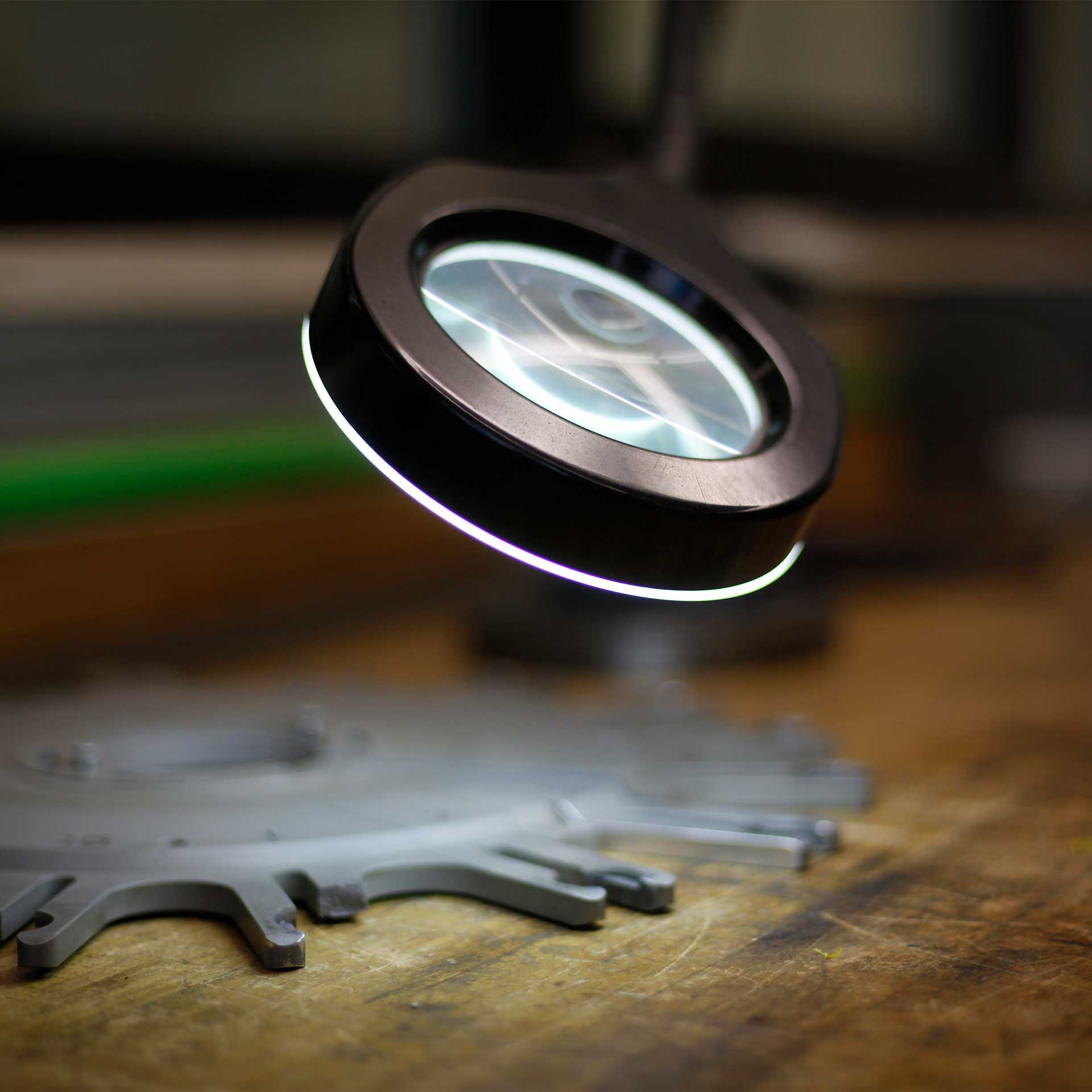 HEDI Lupenleuchte LED.Zoom Anwendung