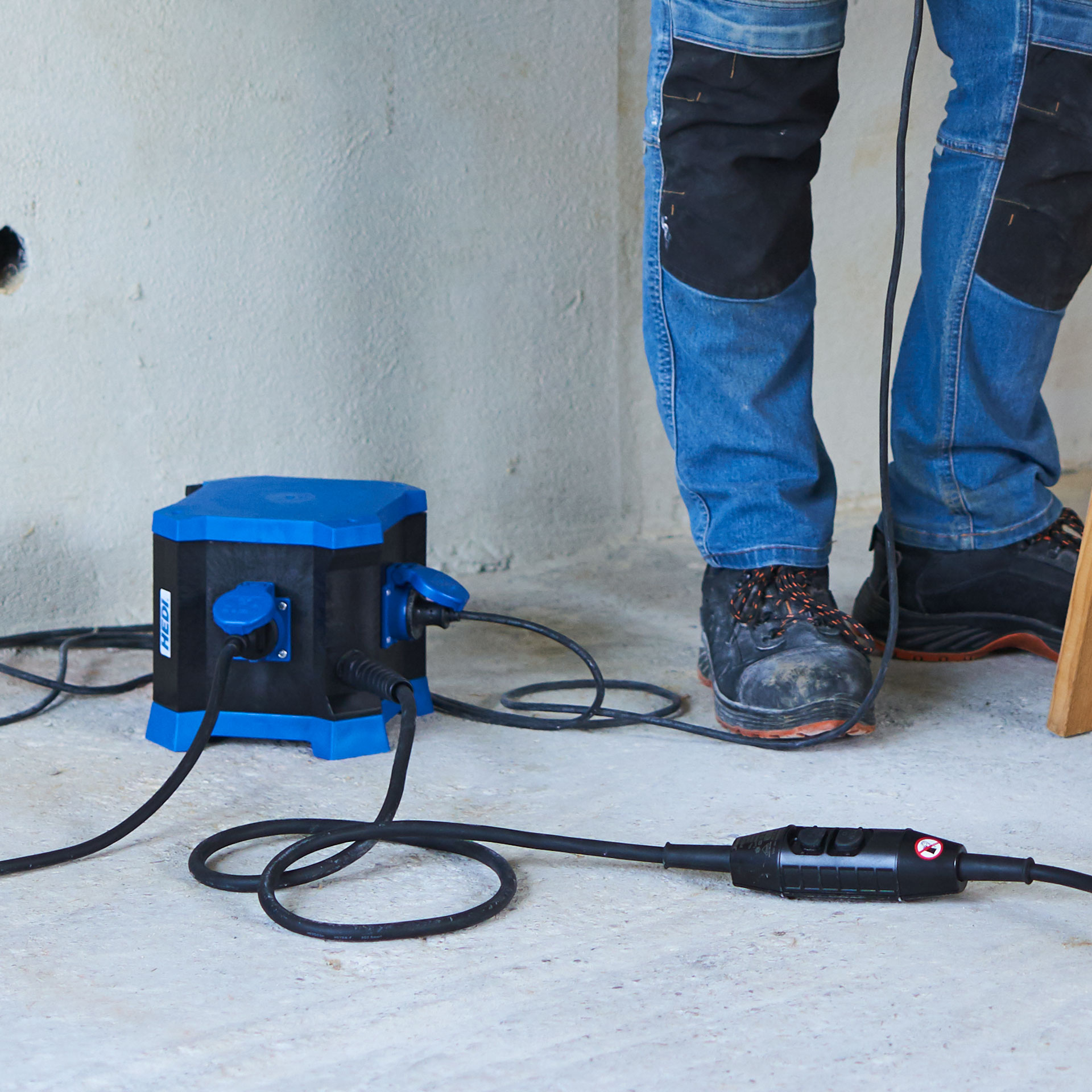HEDI Steckdosenverteiler m.STATION 250 V-Ausführung mit PRCD-S Anwendung